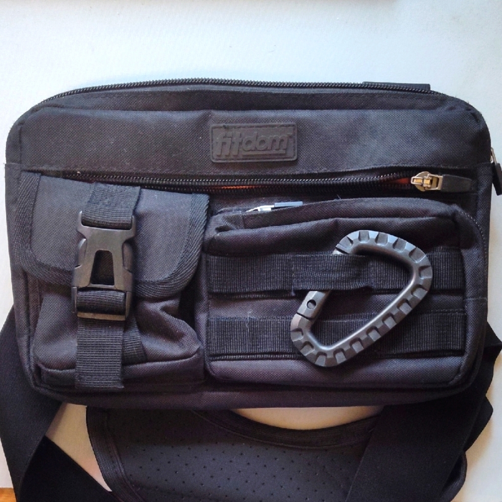 Over the chest fanny pack/bag
